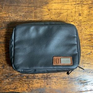 dpark Travel Bag Flawless Condition